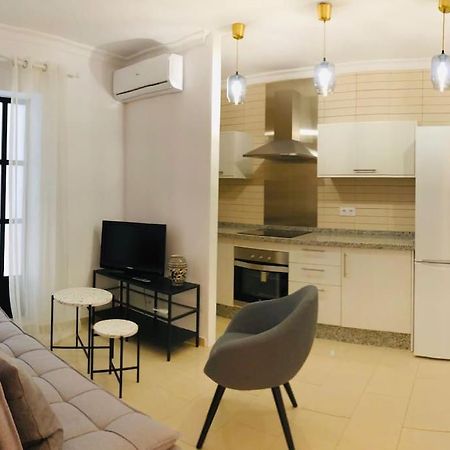 Nieves Viejas Apartamento Fresco Con Patio En Kordoba Bagian luar foto