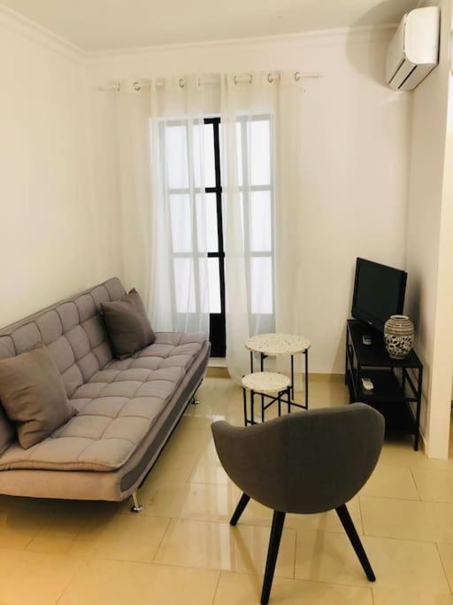 Nieves Viejas Apartamento Fresco Con Patio En Kordoba Bagian luar foto